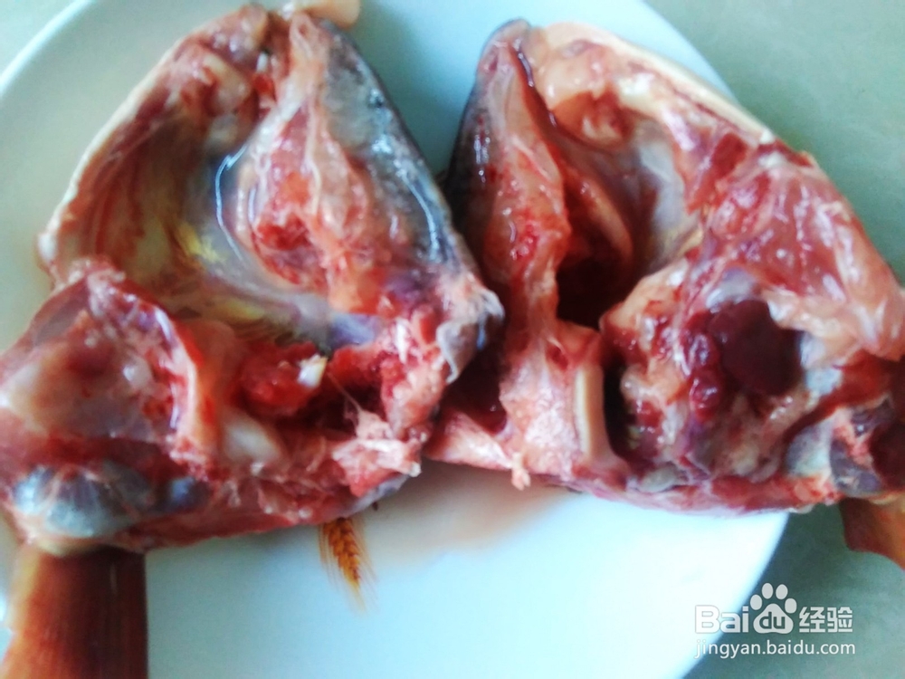 鱼头滚娃娃菜汤的做法