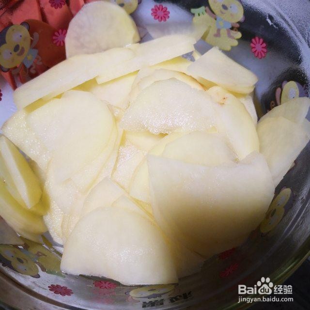 火腿肠炒土豆