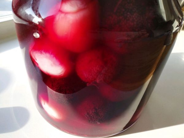 荔枝杨梅冰糖饮