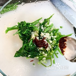 韩式辣酱凉拌菠菜怎么做