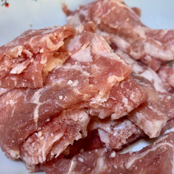 黑椒酱汁牛肉配白饭