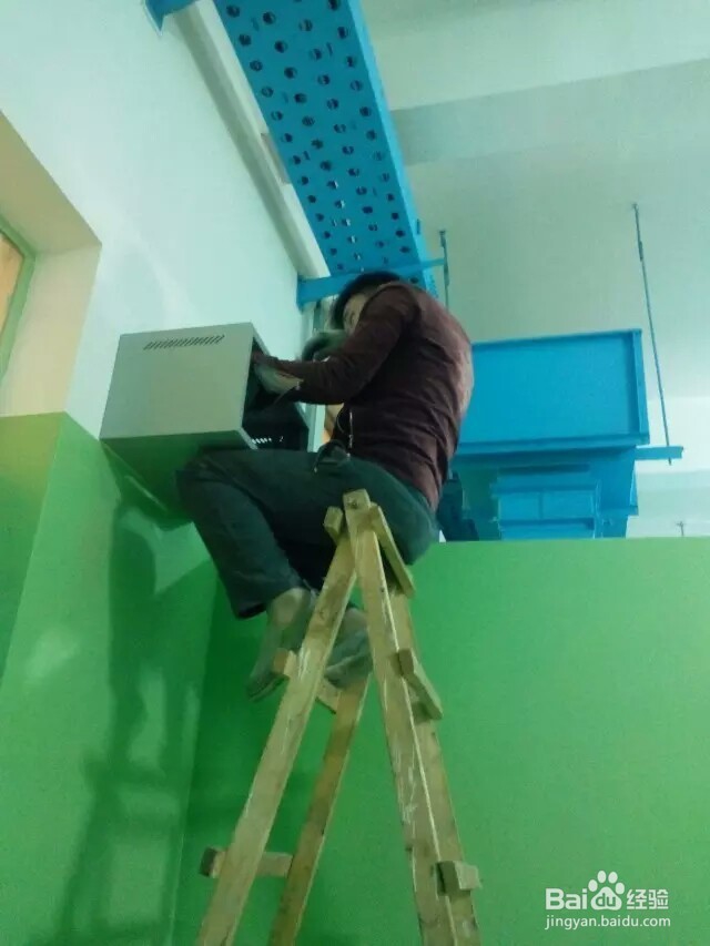 办公室的网络和电话布线