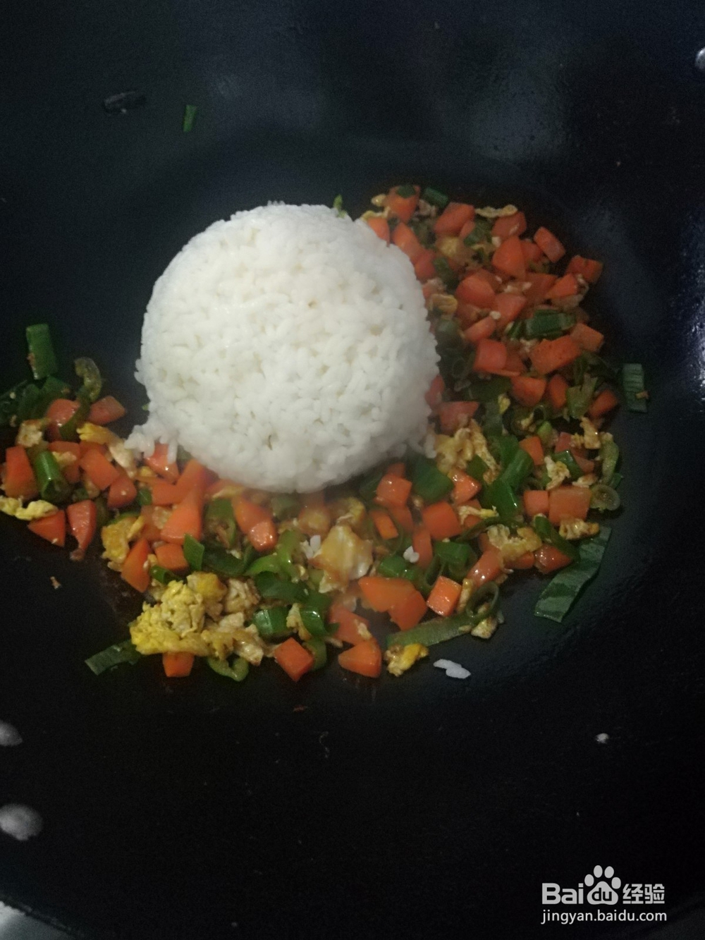 如何制作炒米饭