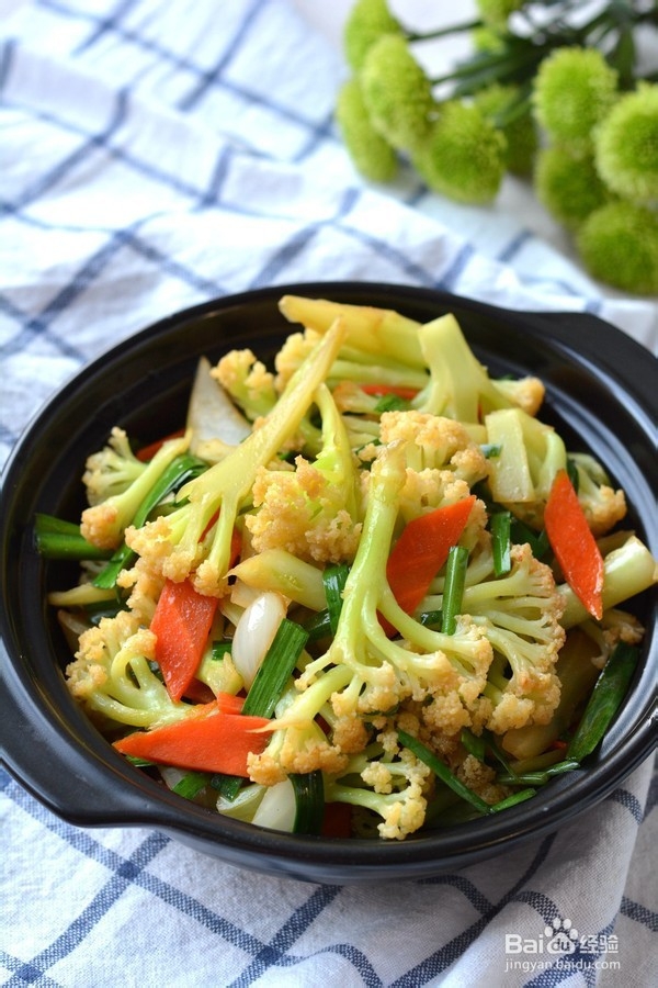 怎样做素炒菜花