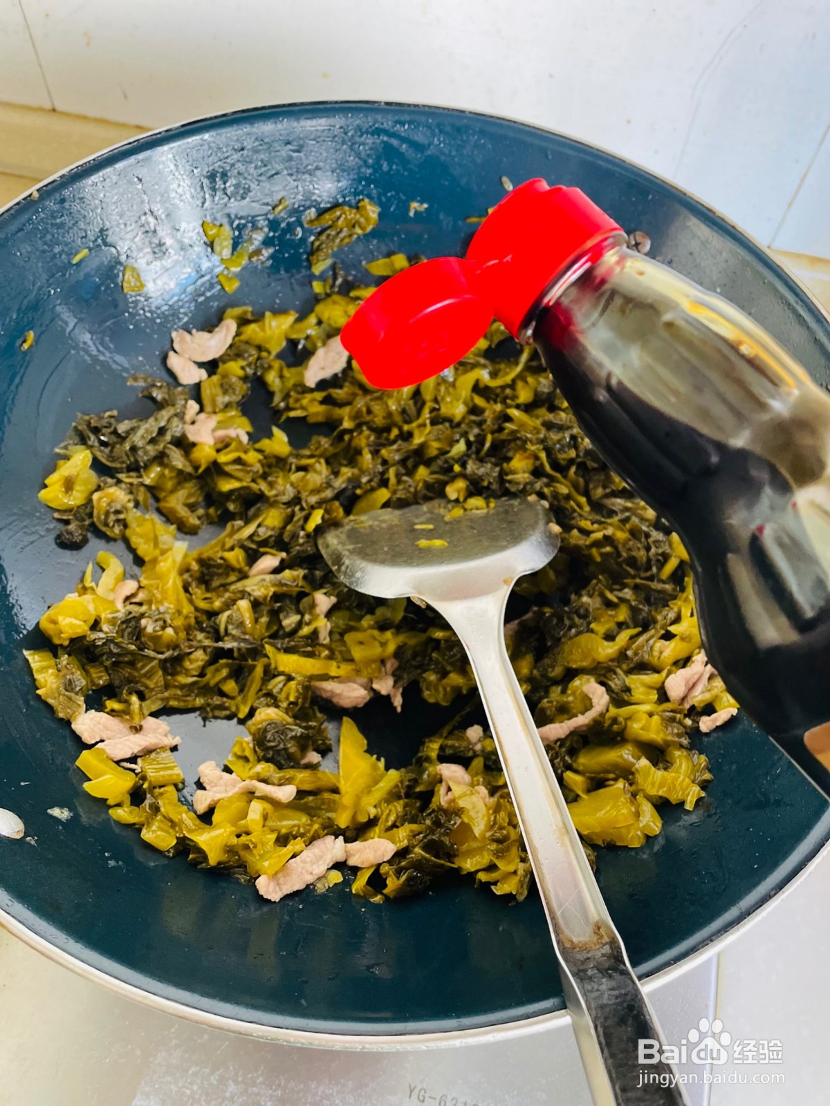 酸菜炒肉丝的做法