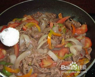 杂蔬炒牛肉的做法