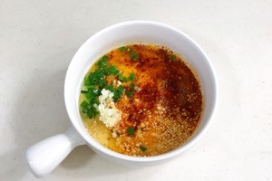 解腻开胃酸辣凉拌面