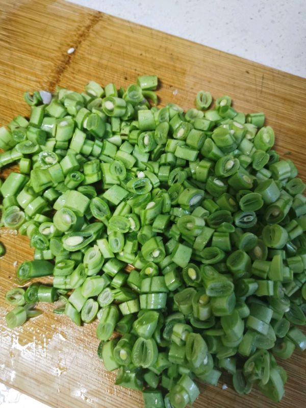 榄菜肉末四季豆