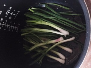 电饭煲荷叶鸡的做法