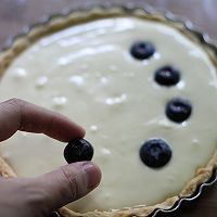 蓝莓乳酪派 的做法