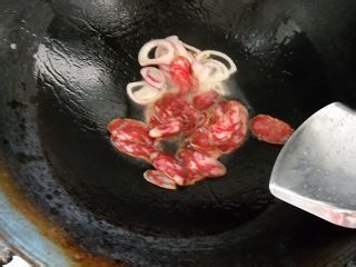 【菜谱换礼2】腊肠青菜炒面