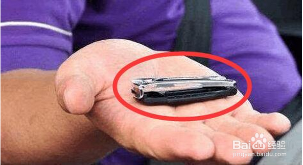 我们车上最该扔掉的3样东西，大多数车上都有！