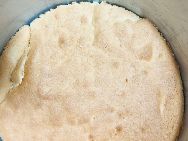 椰浆芒果慕斯蛋糕