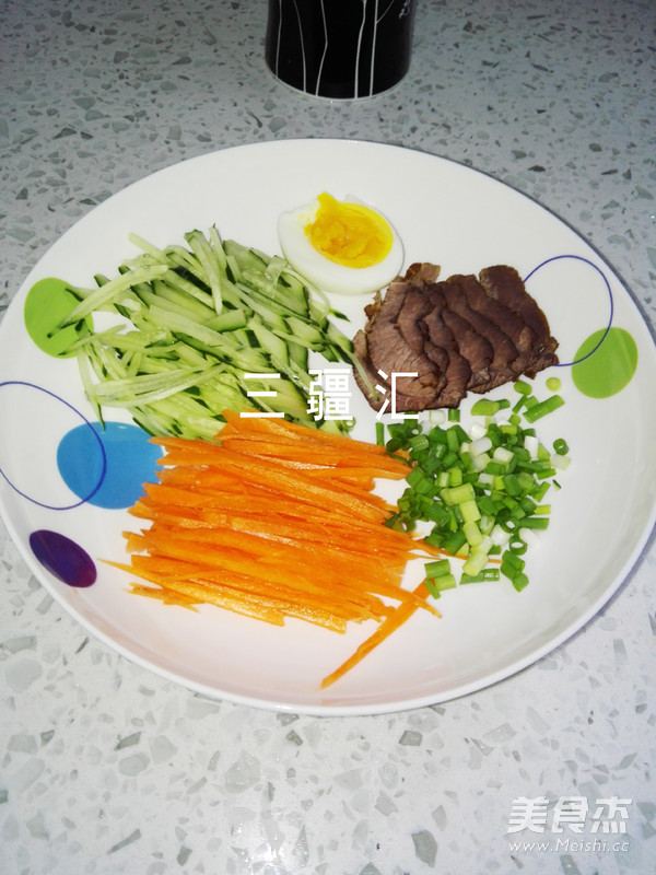 韩国温面 朝鲜族黄面条