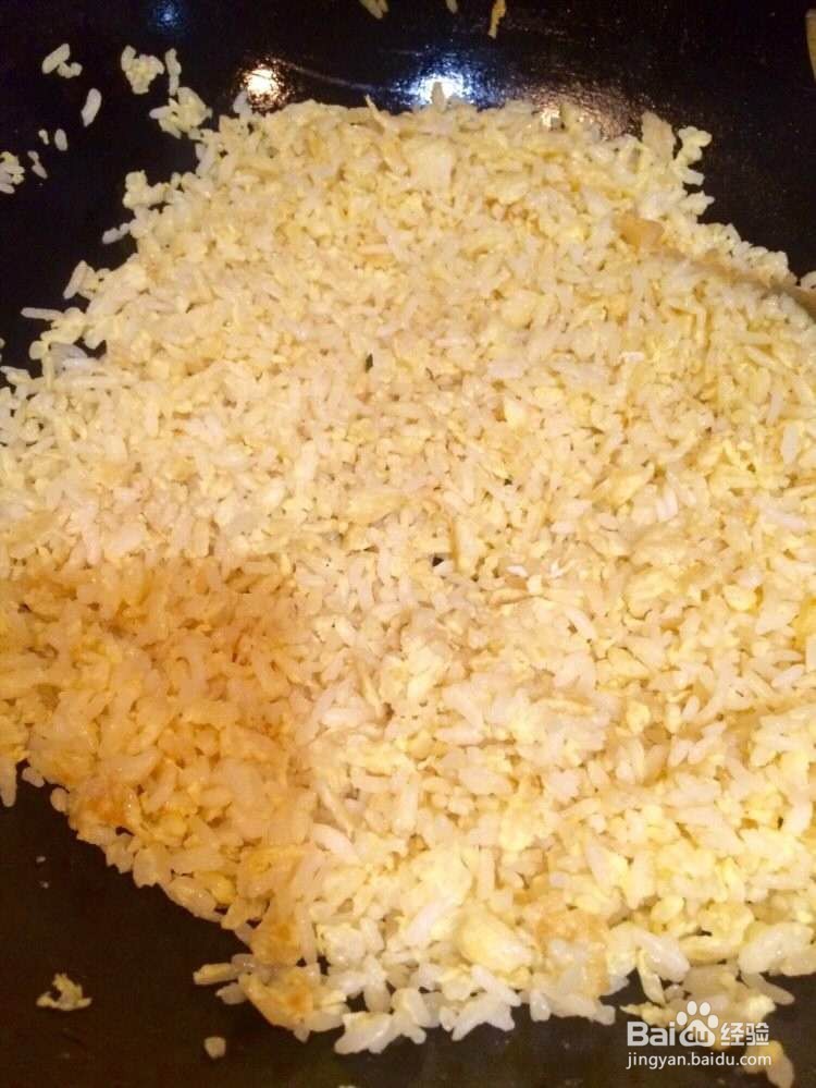 炒米饭怎么粒粒分开