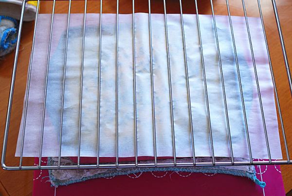 葱香肉松面包卷