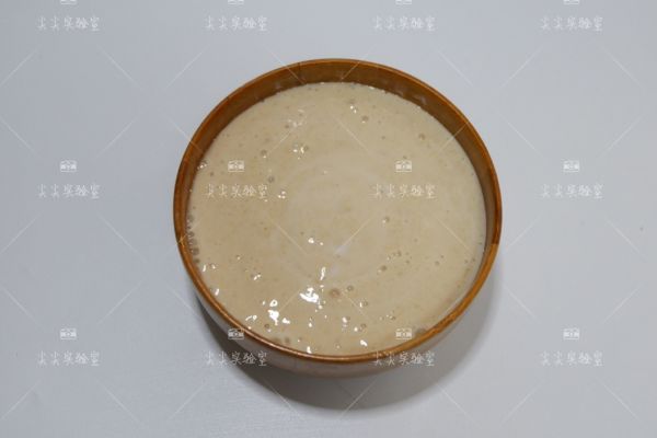 黄桃奇亚籽早餐碗