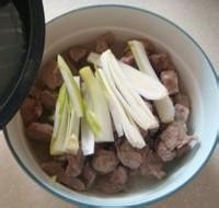 在家怎么制作清蒸羊肉
