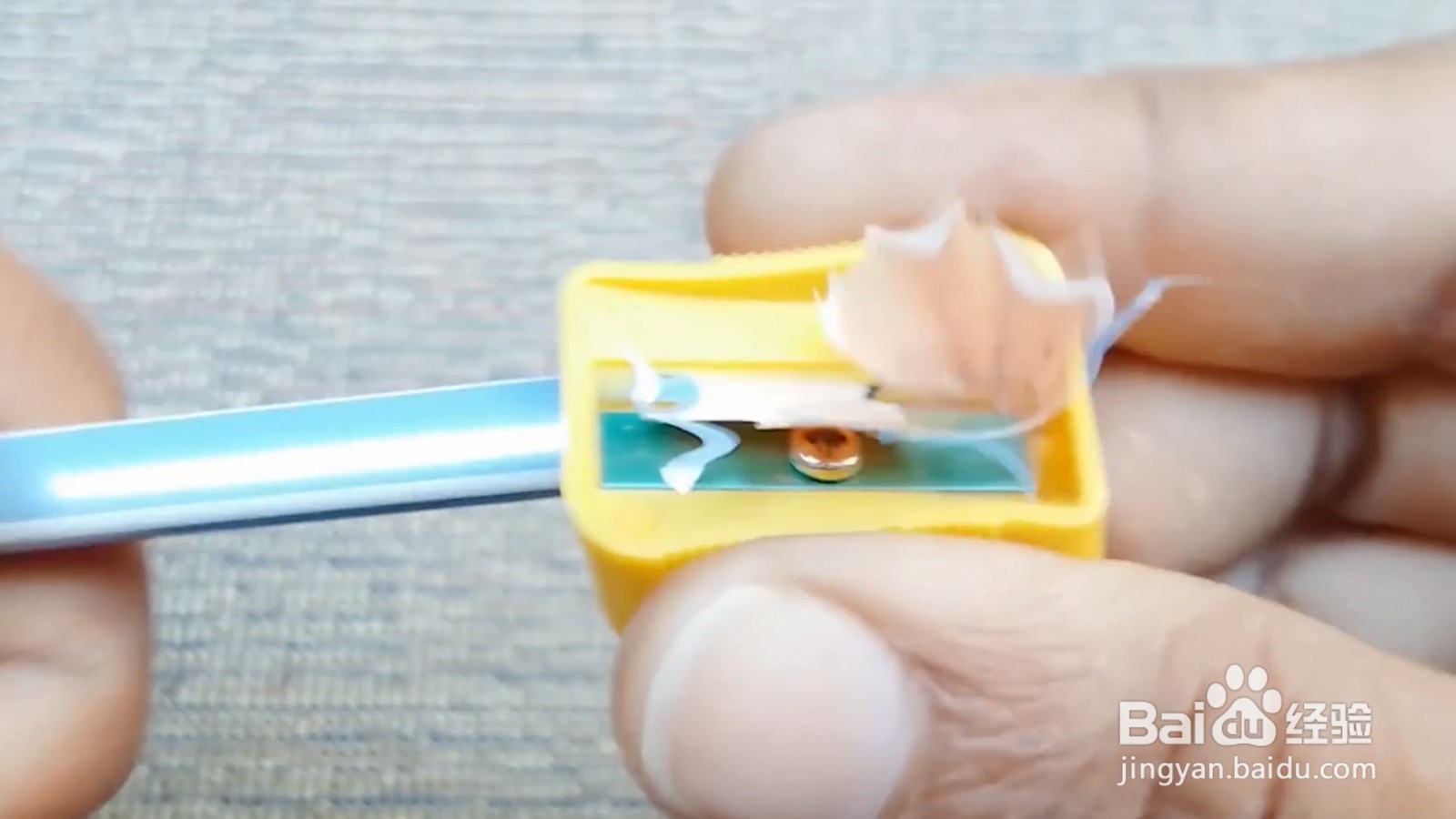 给铅笔配一个削笔刀，再也不用到处找它了