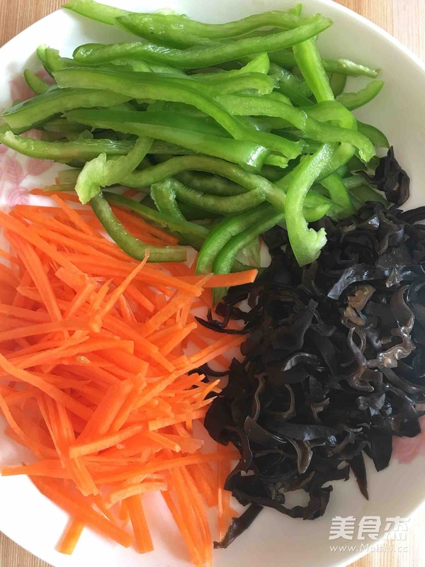 鱼香肉丝的做法