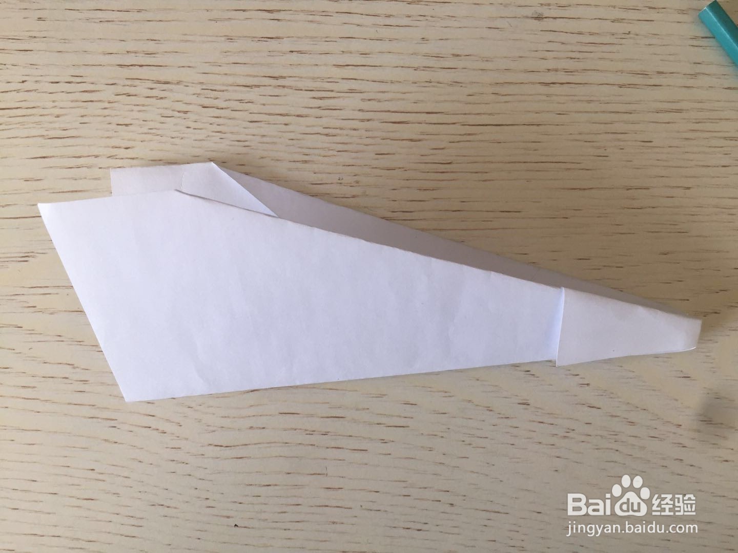 纸飞机的简单折法