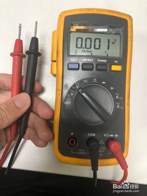 如何用万用表量测直流电压