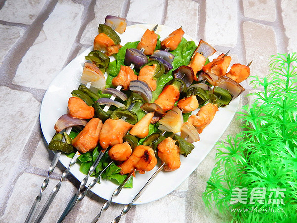 时蔬鸡肉串的做法