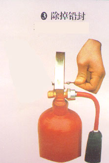 干粉灭火器的使用方法