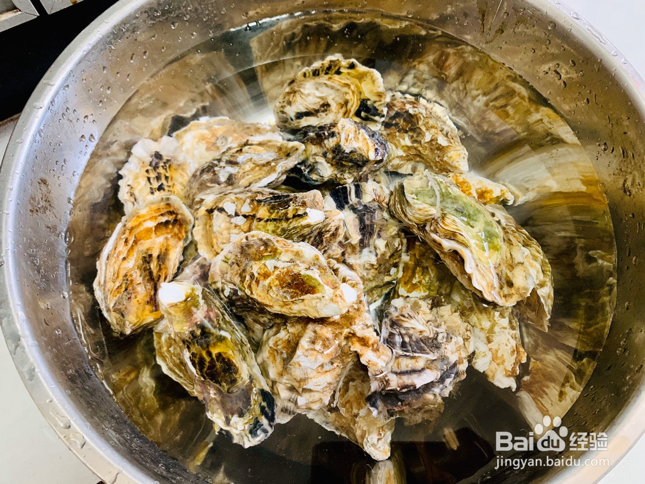 蒜蓉芝士焗生蚝的做法