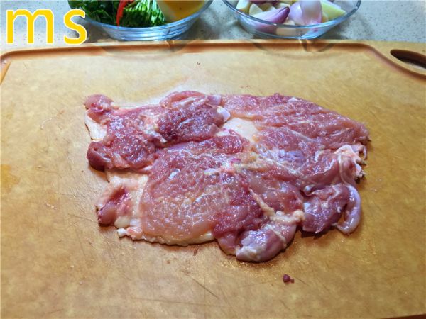 葱香黑胡椒鸡腿