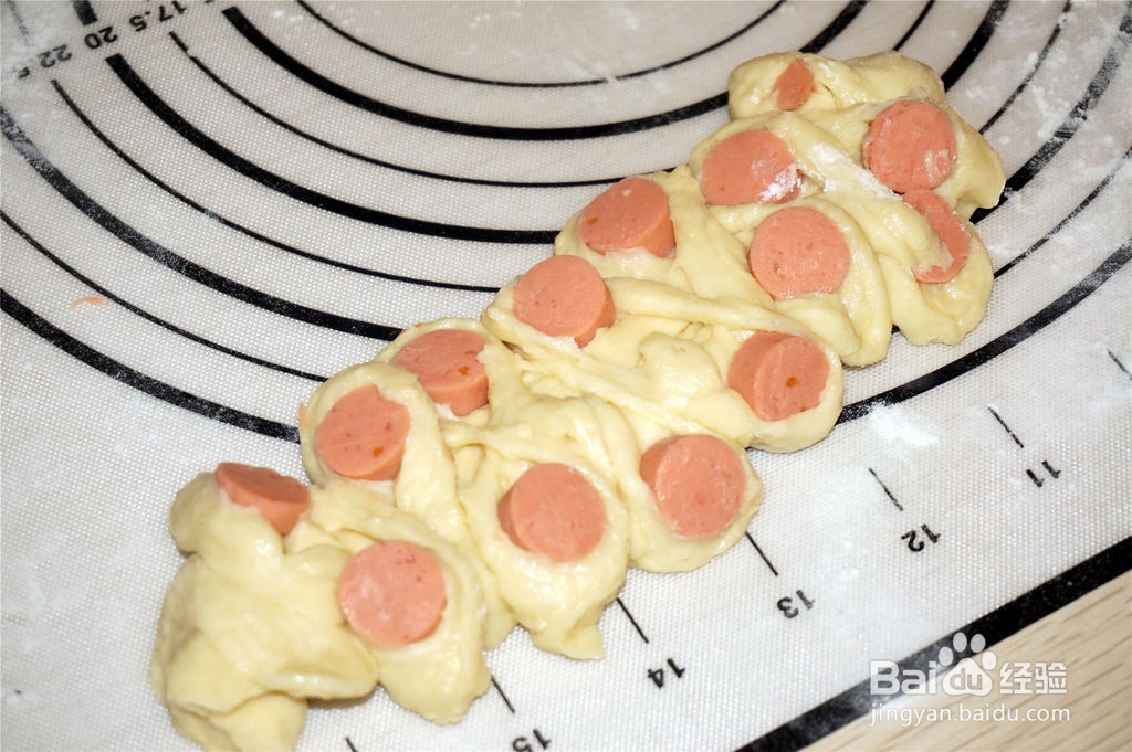 香葱肠仔面包的做法