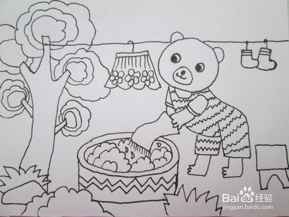 黑白线描画《勤劳的小熊》