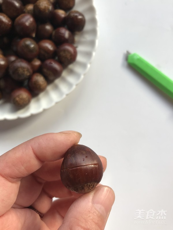 砂锅烤栗子的做法
