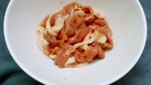 酱酱葱白过油鸭