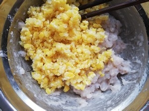玉米虾饼的做法