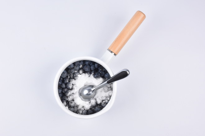 渐变蓝莓冻芝士蛋糕