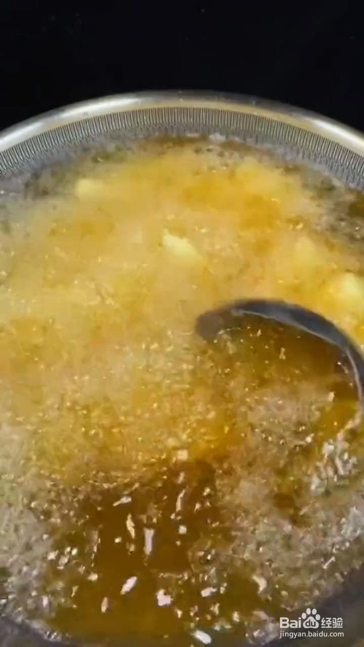 如何制作东北土豆酱汁条