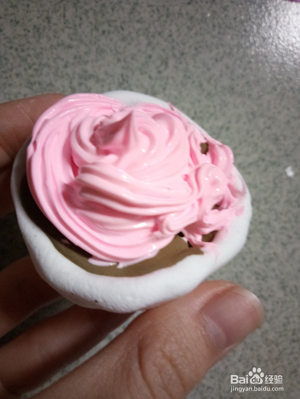 如何制作黏土奶油胶蛋糕