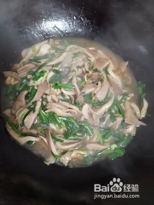 蘑菇炒韭菜呦