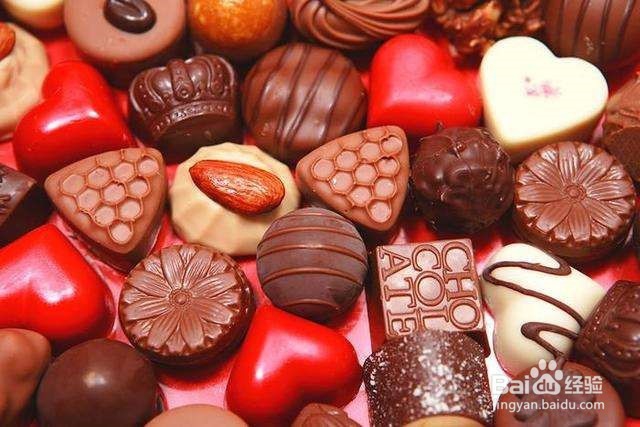 在喝红酒时,禁忌吃哪些食物?