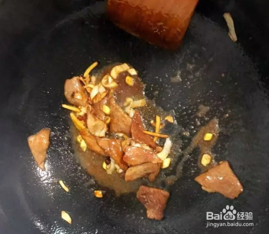 山药炖肉的做法