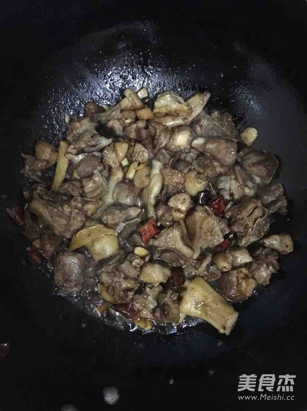 香辣啤酒鸭的做法