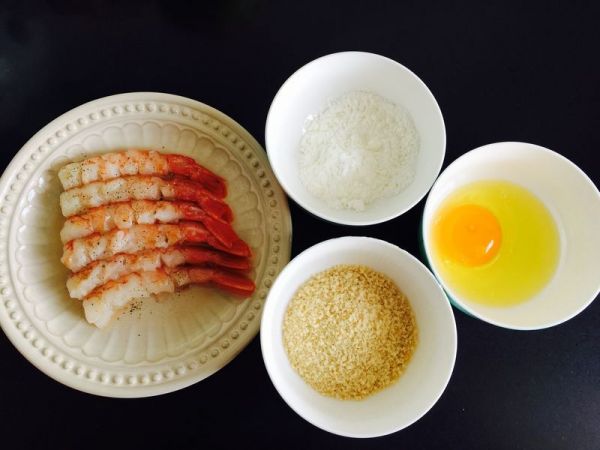 日式炸虾和黄金炸虾