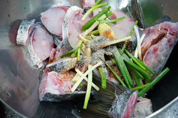 香辣草鱼豆腐煲