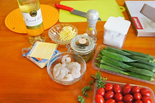 鲜虾秋葵薄底披萨