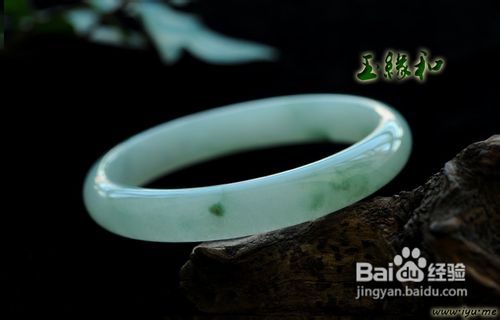 翡翠手镯断裂后怎样修复