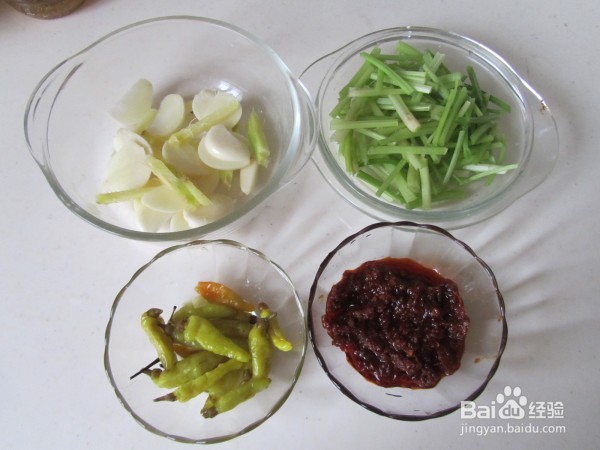 怎么做泡椒爆鸡胗