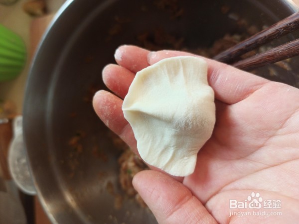 猪肉白萝卜饺子的做法