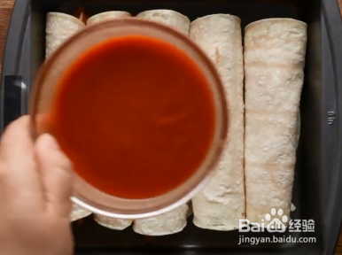 鸡肉辣酱玉米卷