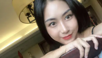 女朋友发来几张照片，问我哪张好看，我咋办嘞到底哪张好看